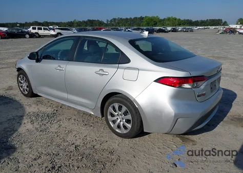 2021 Toyota Corolla Le z USA, uszkodzony, nr VIN 5YFEPMAE4MP248797